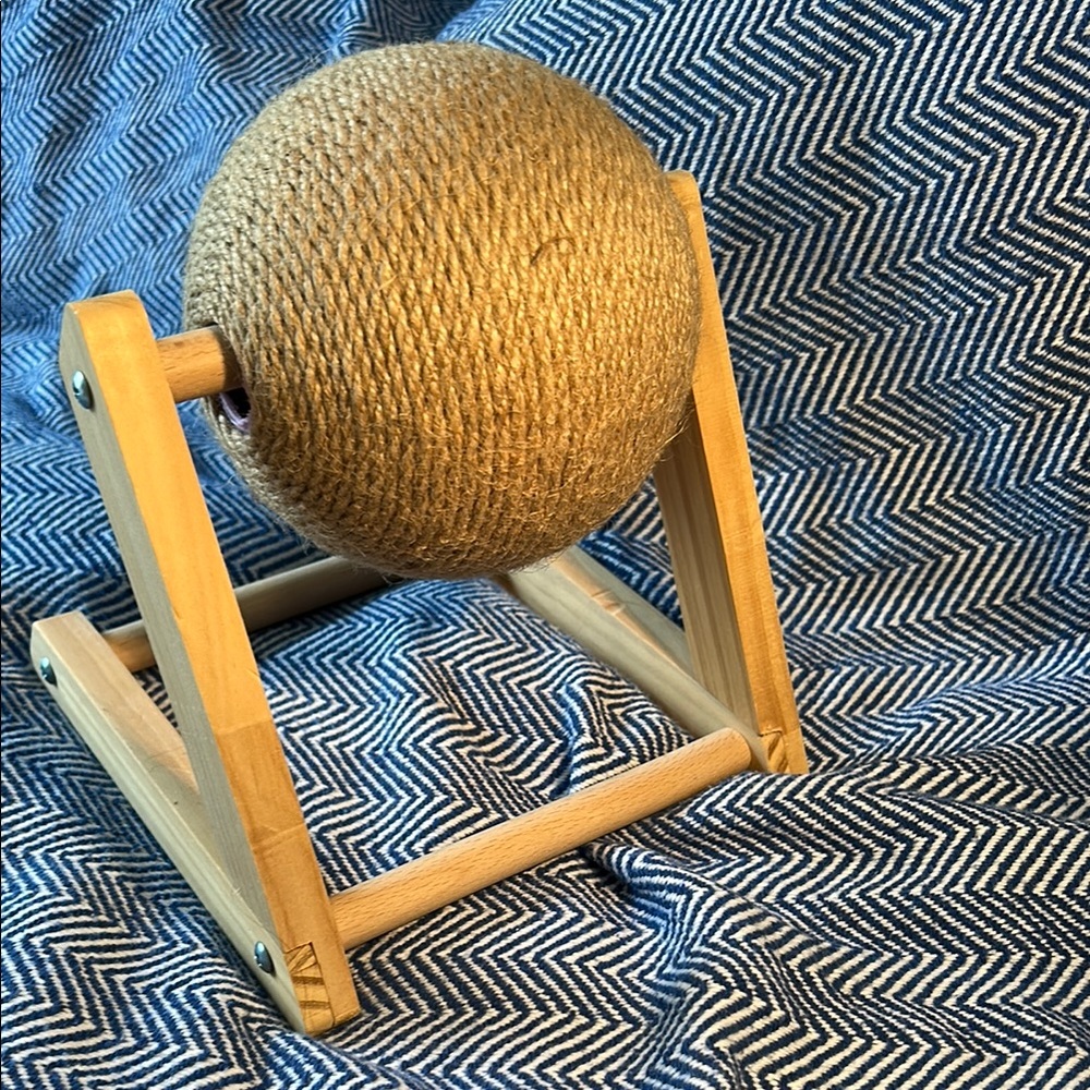 Natural Jute Cat Toy Ball on Wooden Stand